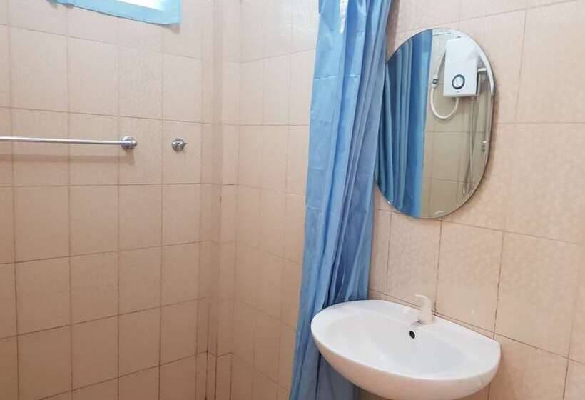 Hotel Alona Bamboo House