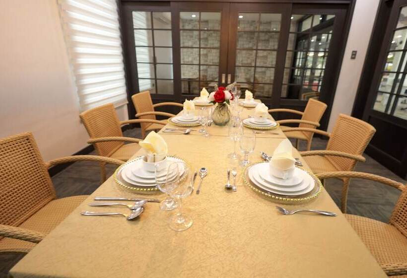 فندق Club Samal Resorts Development Inc