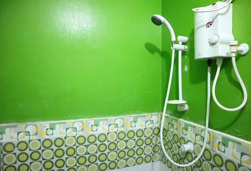 Hotelli Dubay Panglao Beachfront Resort