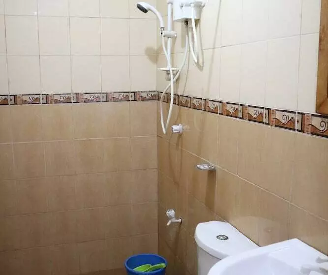 Hotelli Dubay Panglao Beachfront Resort