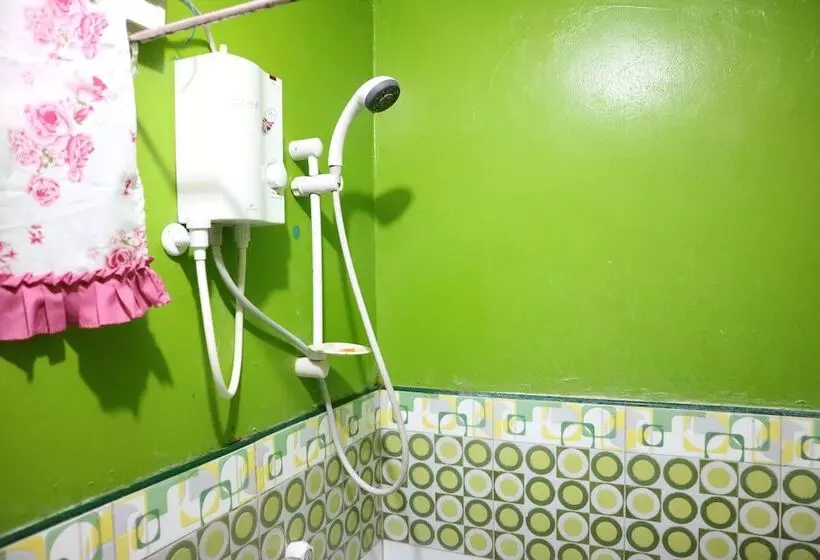 Hotelli Dubay Panglao Beachfront Resort