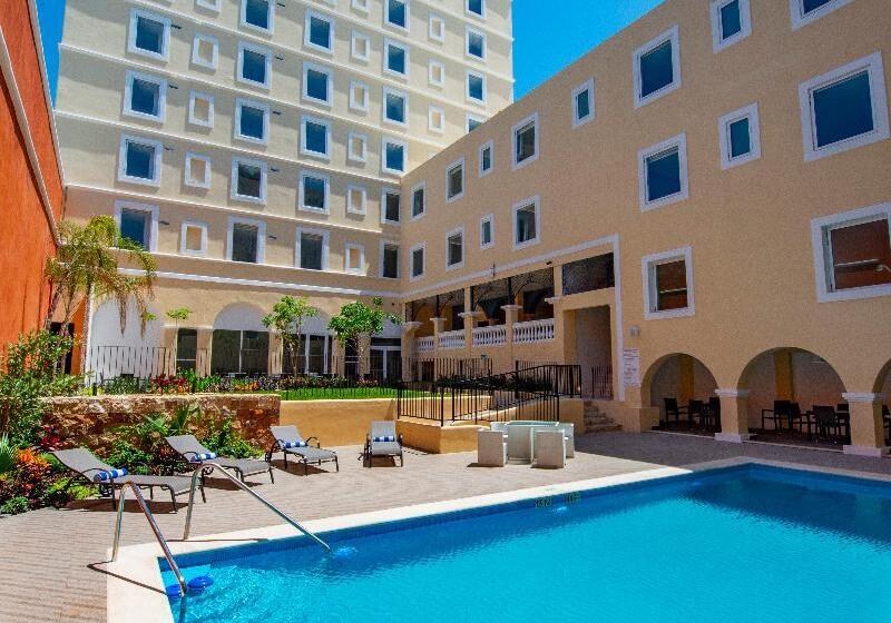 فندق Holiday Inn Express Merida Centro, An Ihg