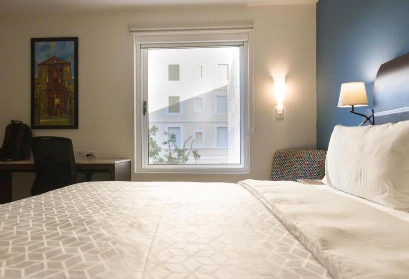 فندق Holiday Inn Express Merida Centro, An Ihg