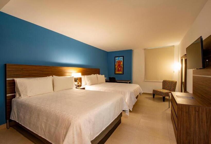 فندق Holiday Inn Express Merida Centro, An Ihg