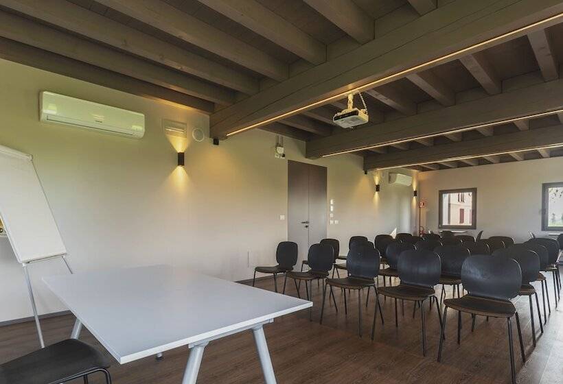 هتل روستایی Agriturismo La Razza