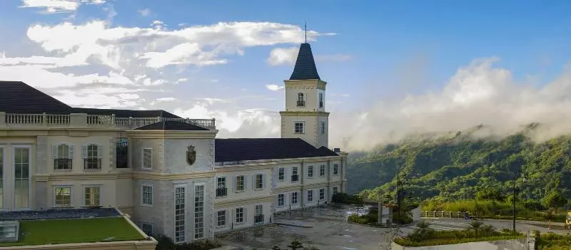 ホテル Twin Lakes