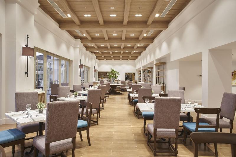 Отель Twin Lakes