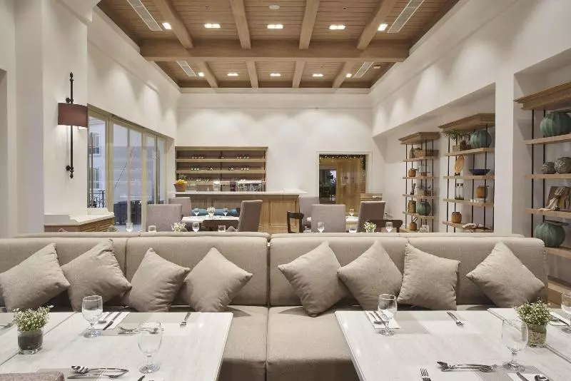 ホテル Twin Lakes