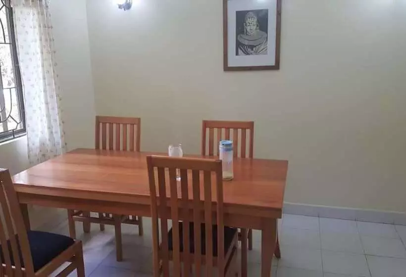 Lincoln House   Hostel