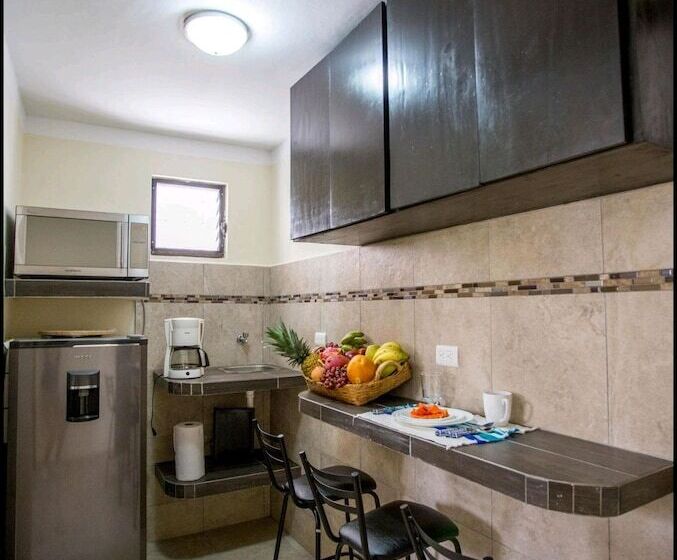 پانسیون Cancuba