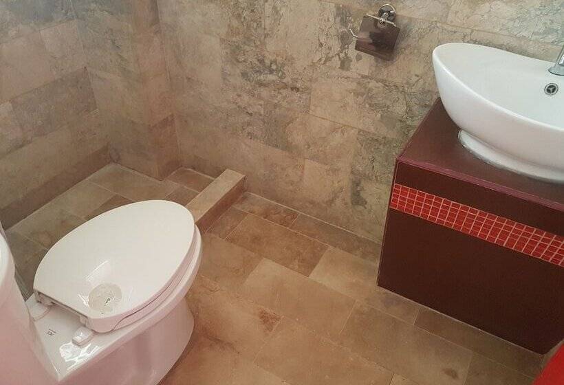 Pensione Tsc Suites By Eastland Residences