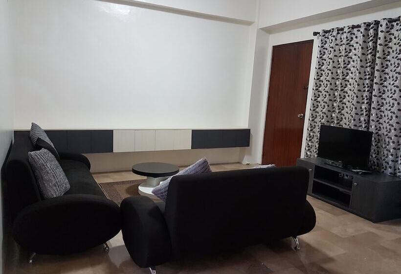 Pensione Tsc Suites By Eastland Residences