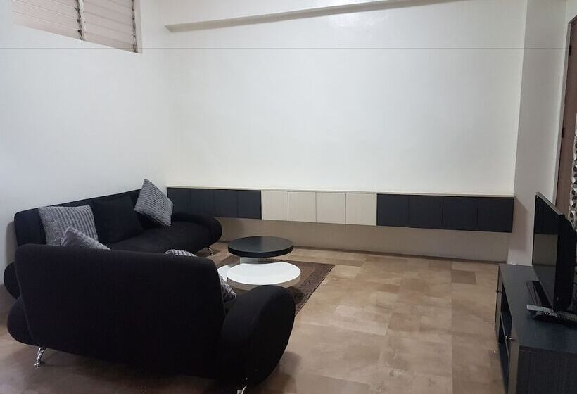 Pensione Tsc Suites By Eastland Residences