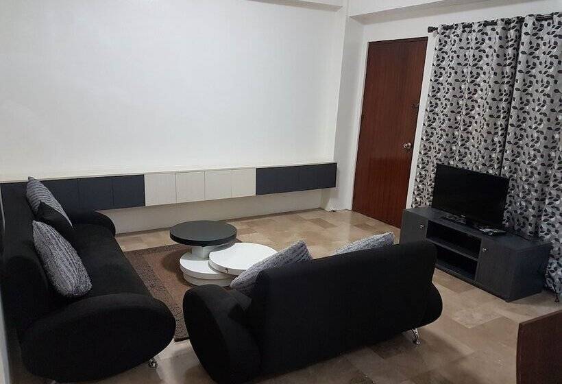 Pensione Tsc Suites By Eastland Residences