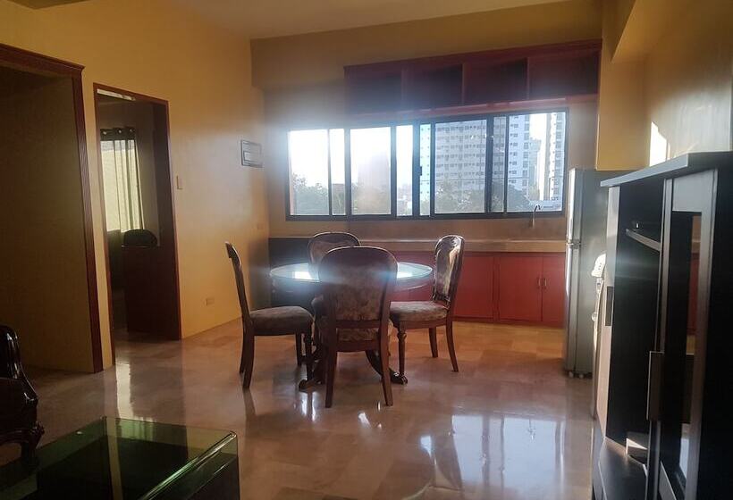 Pensione Tsc Suites By Eastland Residences