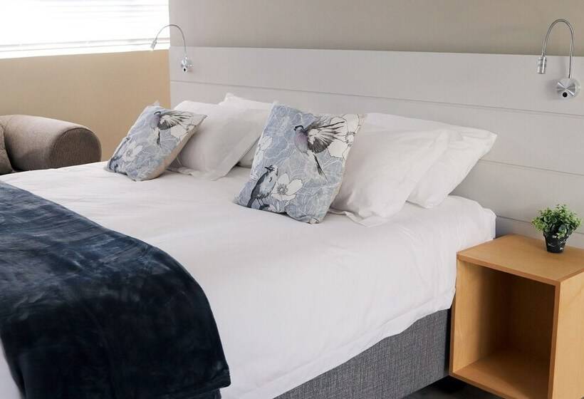 The Hill Boutique Bed & Breakfast