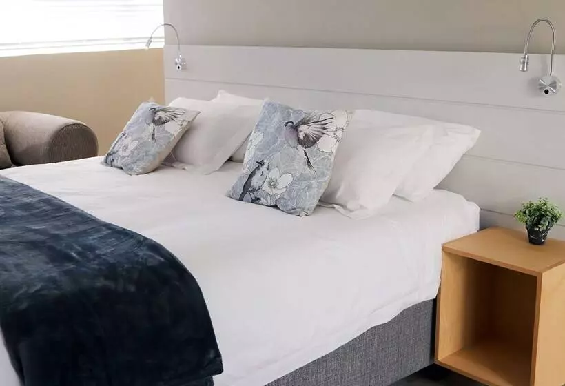 The Hill Boutique Bed & Breakfast