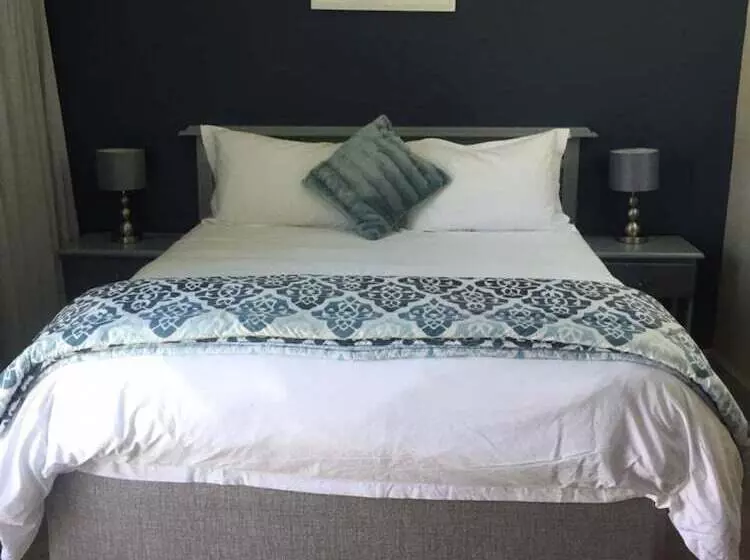 The Hill Boutique Bed & Breakfast