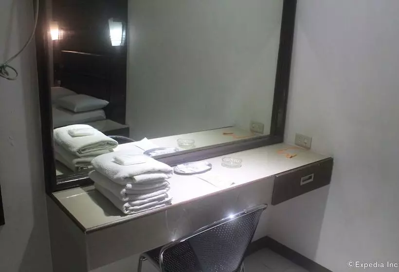 Halina Drive Inn Hotel   Pasay