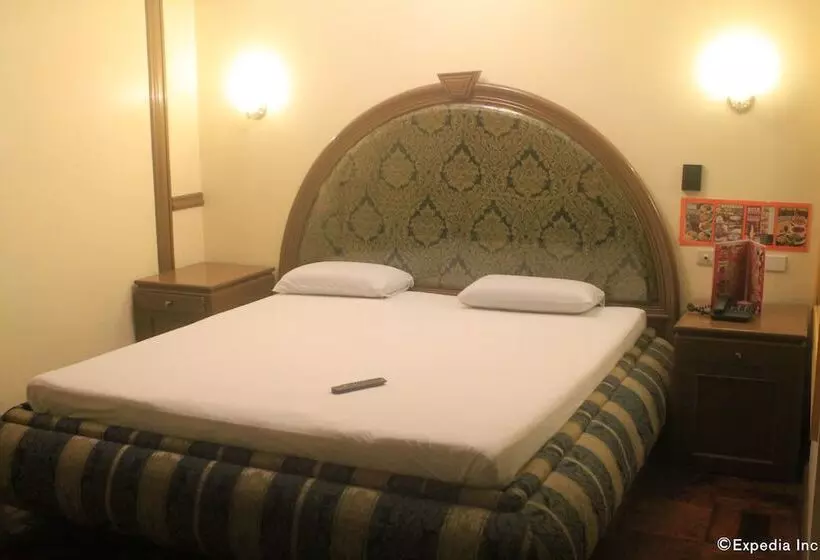 Halina Drive Inn Hotel   Pasay