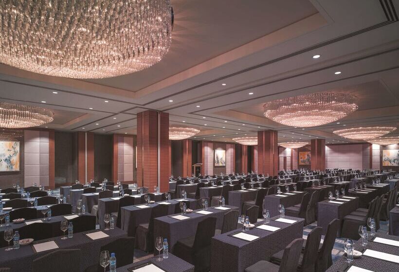 فندق Makati Shangri La, Manila