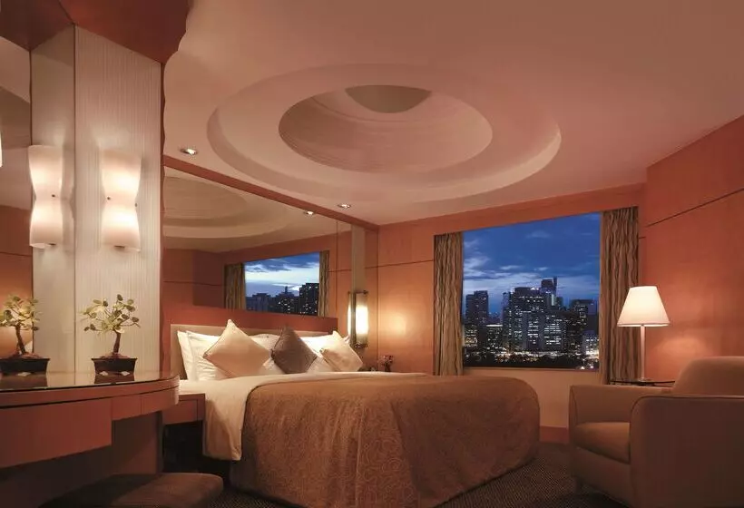 Отель Makati Shangri La, Manila