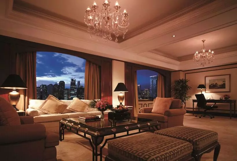 Отель Makati Shangri La, Manila