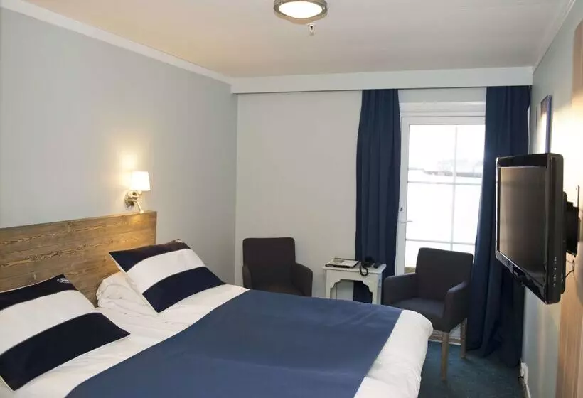 酒店 Scandic Svolvær