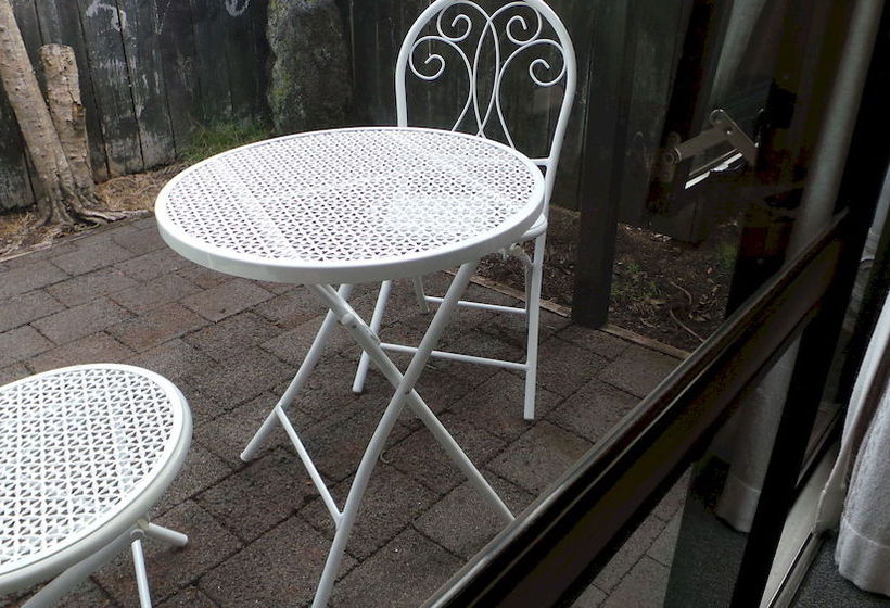 Papakura Motor Lodge & Motel