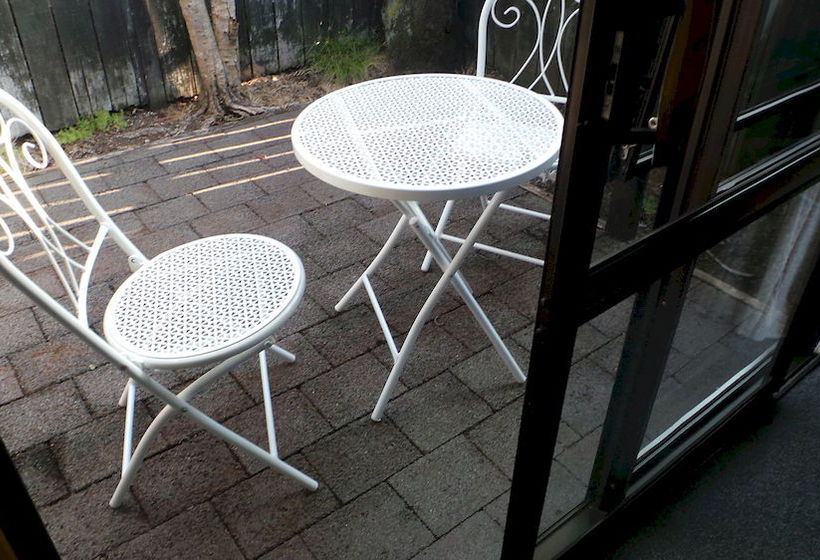 Papakura Motor Lodge & Motel