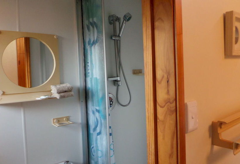 Papakura Motor Lodge & Motel