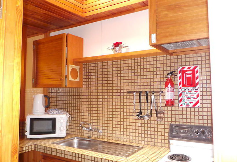 Papakura Motor Lodge & Motel