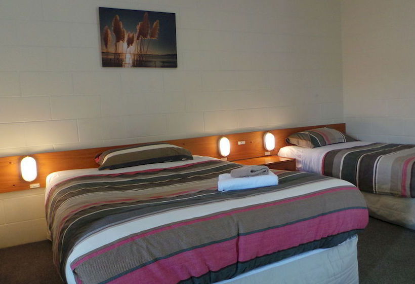 Papakura Motor Lodge & Motel