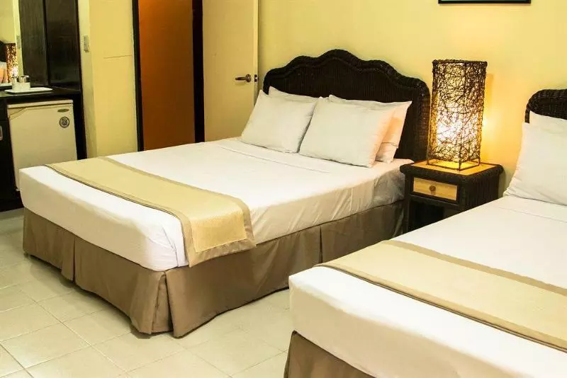 Resort Matabungkay Beach