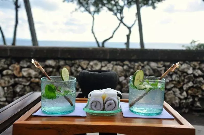 Resort Matabungkay Beach