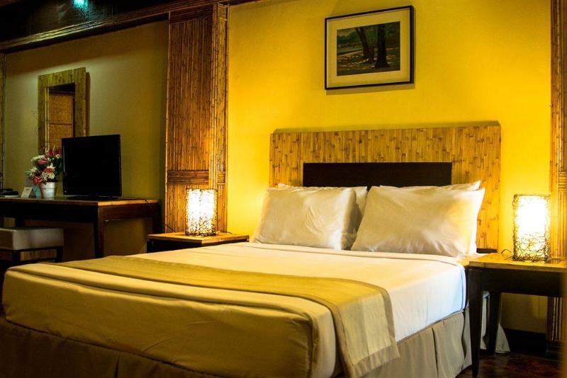 리조트 Matabungkay Beach