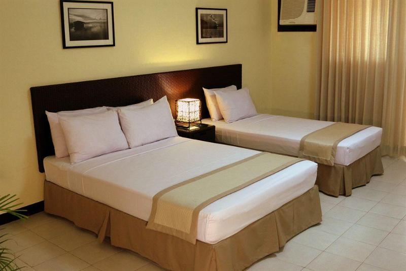 리조트 Matabungkay Beach