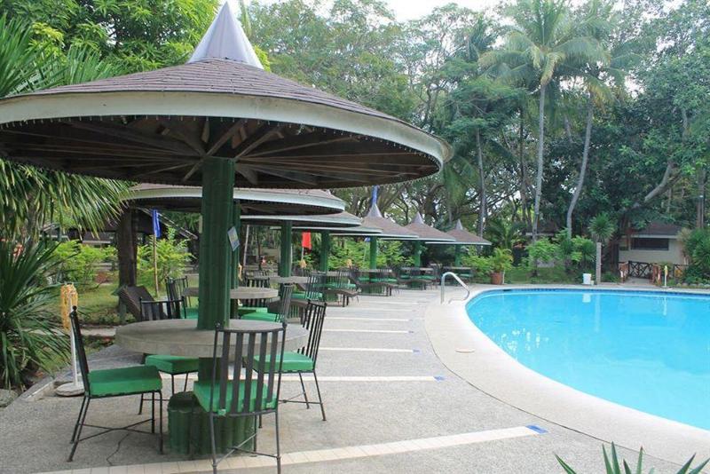 리조트 Matabungkay Beach