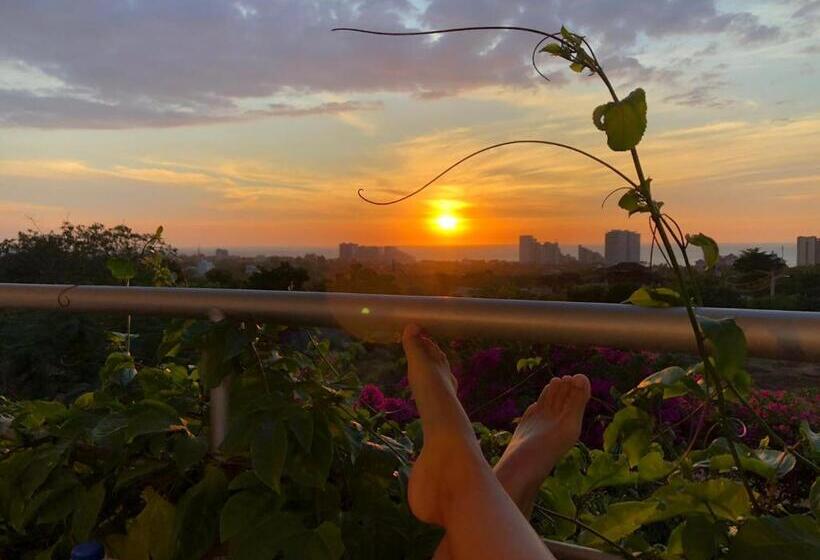 تختخواب و صبحانه Casa Mediterranea