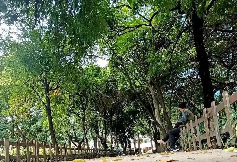 تختخواب و صبحانه Hostal La Pachamama