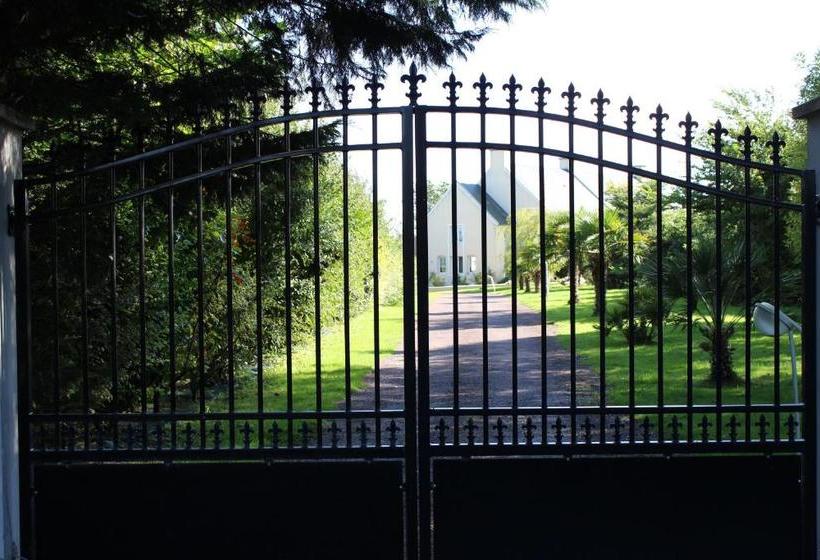 مبيت وإفطار Normandy Omaha