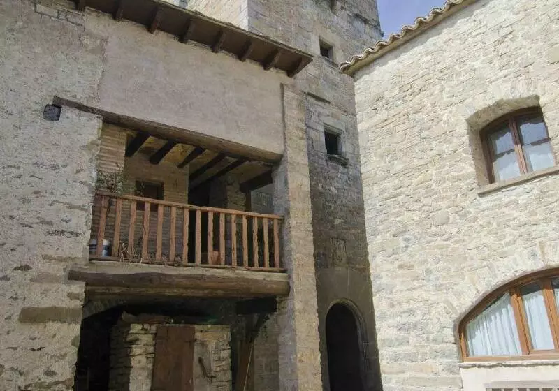 Casa Mur De Alujan