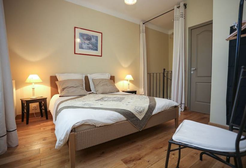 Domaine De Rochegude