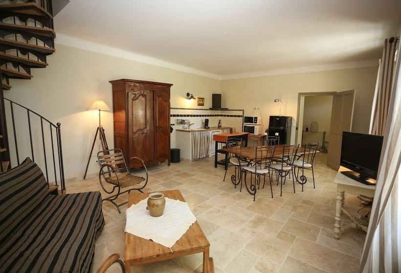 Domaine De Rochegude