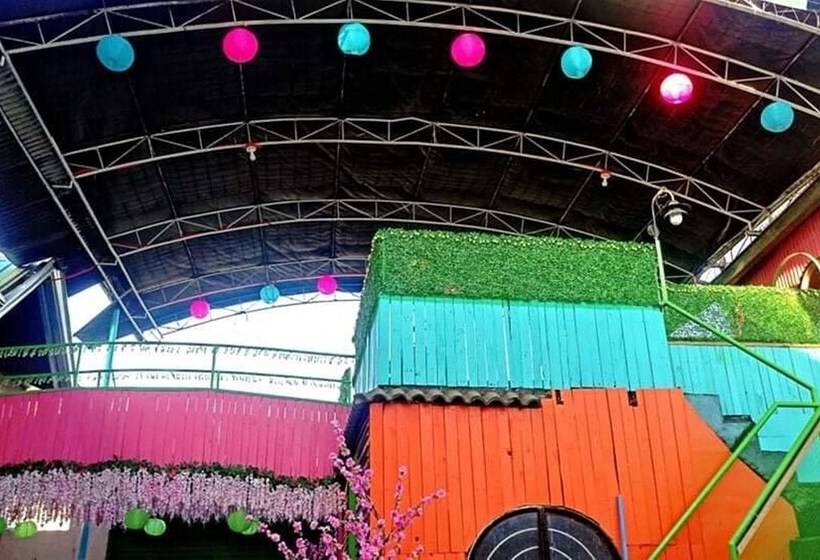 Front Beach Hotel & Resort