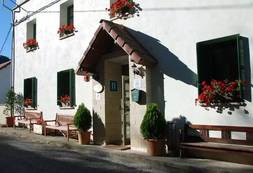 Hostelli Posada Sarigarri