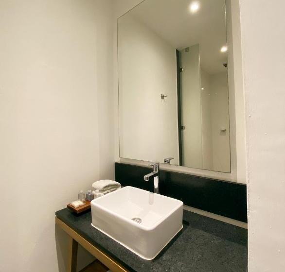 Hotel B S Suites Merida