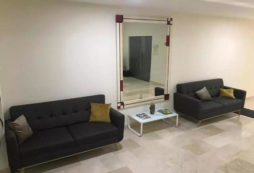 Hotelli Continental Express