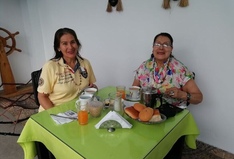 هتل La Casona Inn