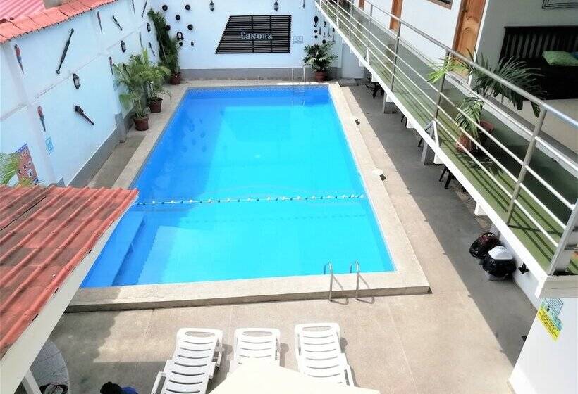 هتل La Casona Inn